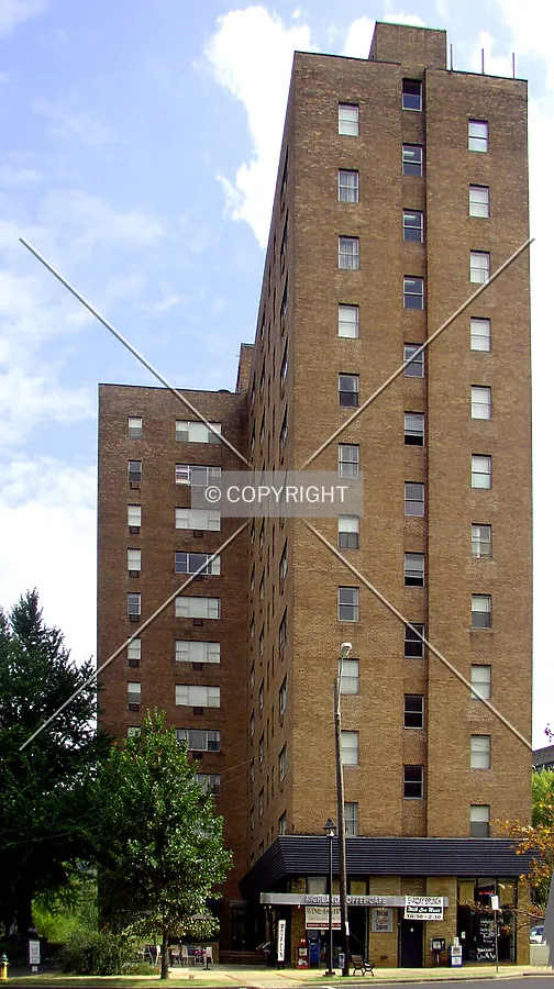 Looking south from across Highland Avenue