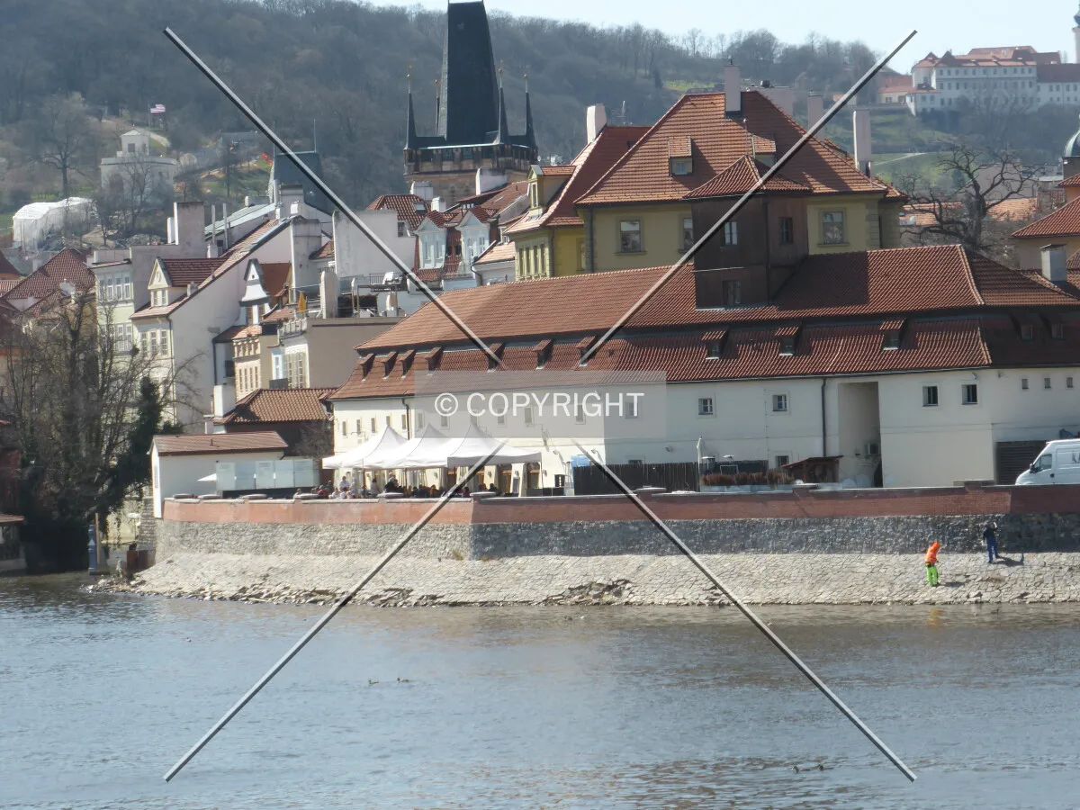 Photo 240-044-901