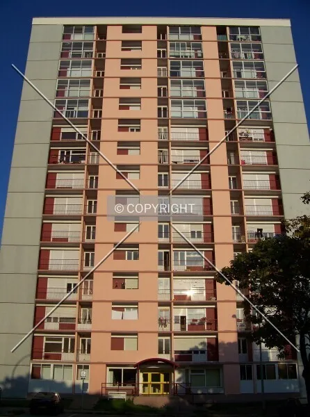 Photo 240-070-776