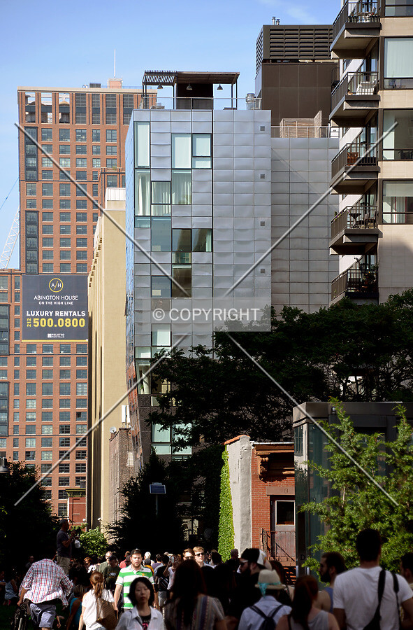 View from the southwest on the High Line
