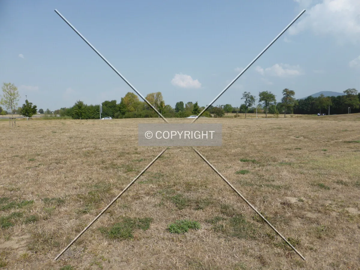 Photo 240-477-647