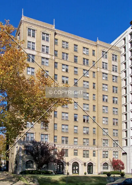 Photo 241-236-752