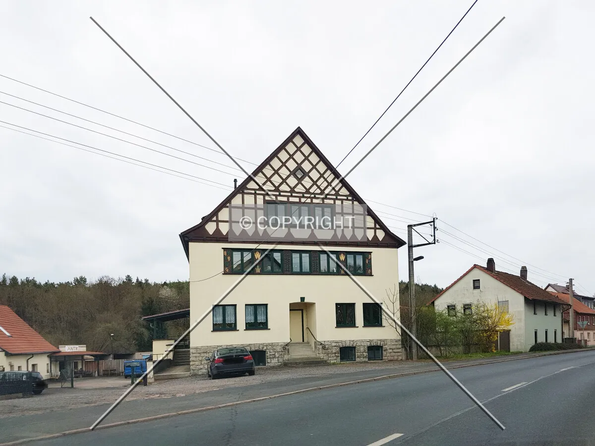Photo 241-269-572