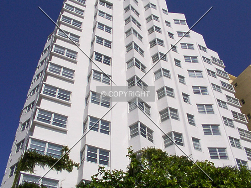 Photo 241-994-010