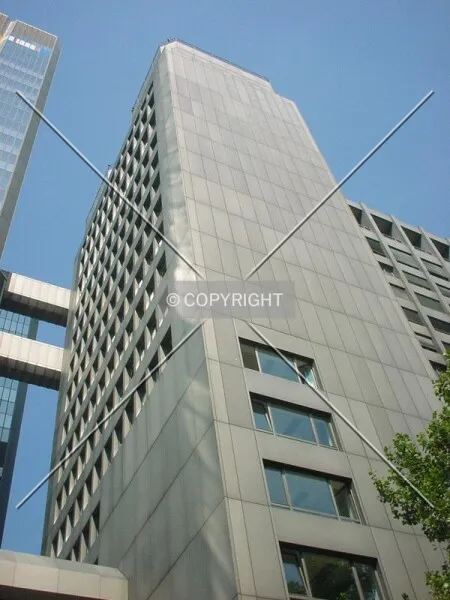 Photo 242-387-040