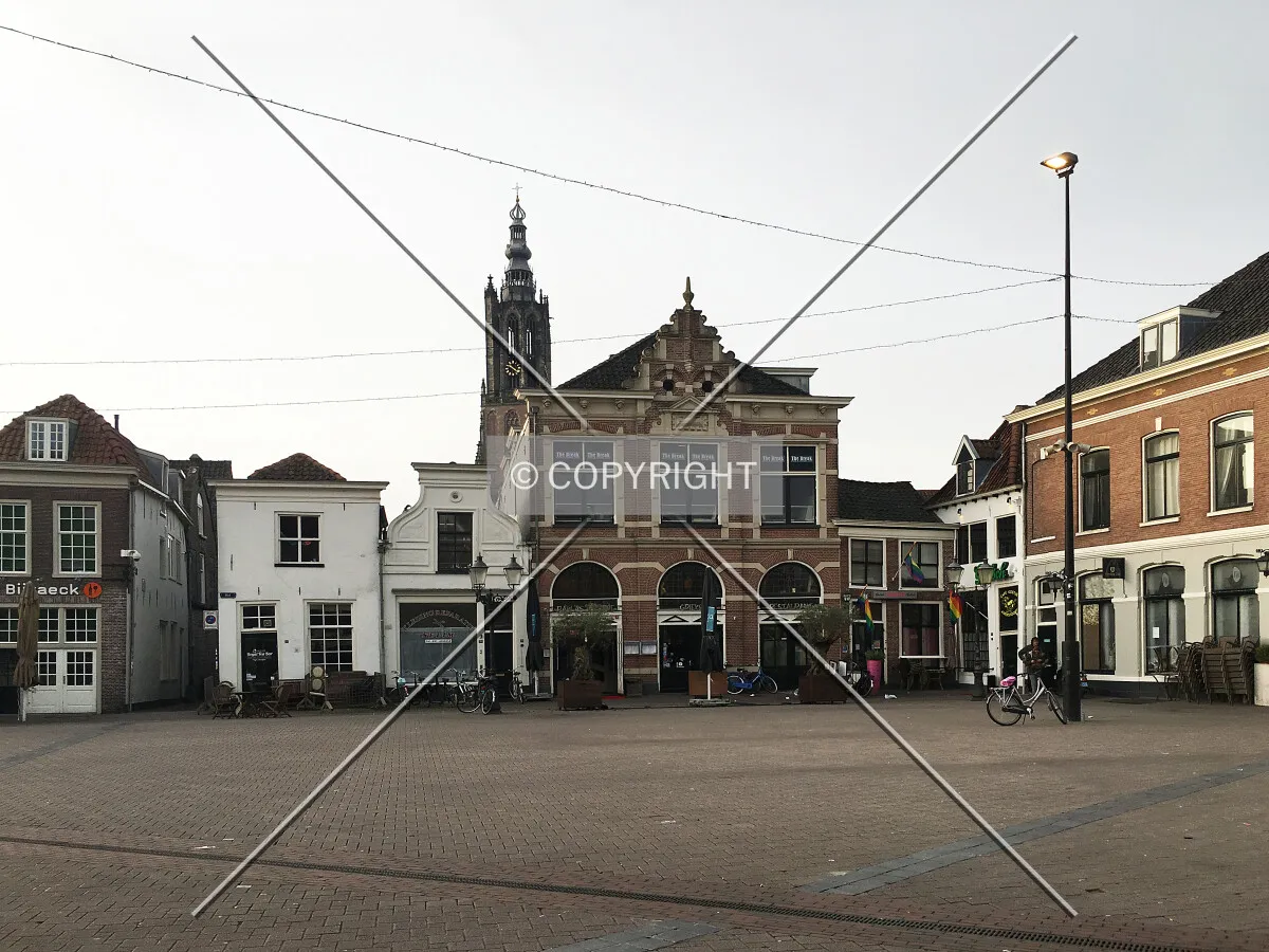 Photo 242-438-908