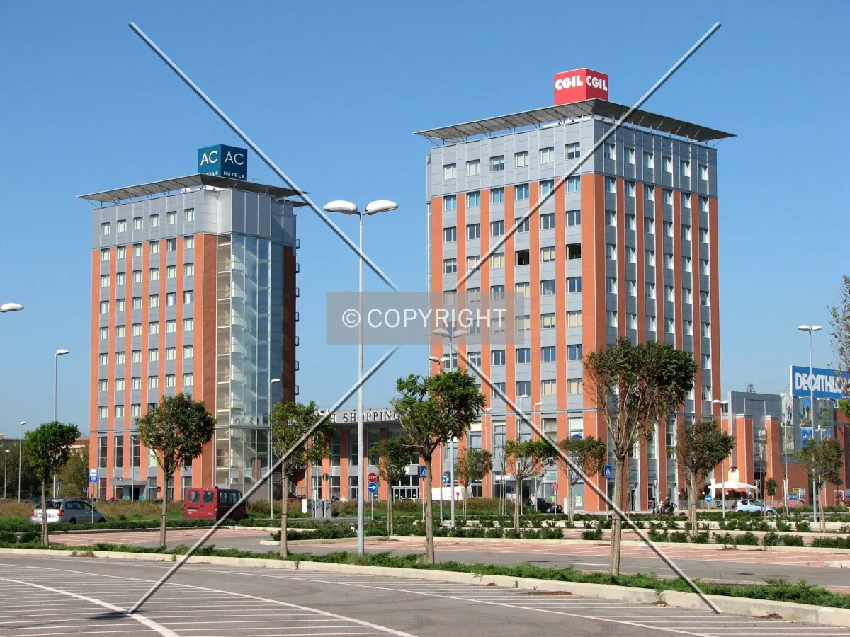 The complex from PalaAlgida
