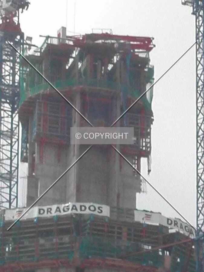 Detaill view of the top of the building
