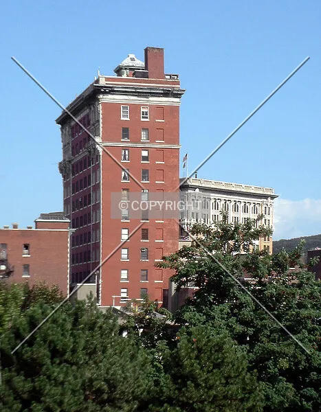 Photo 242-903-466