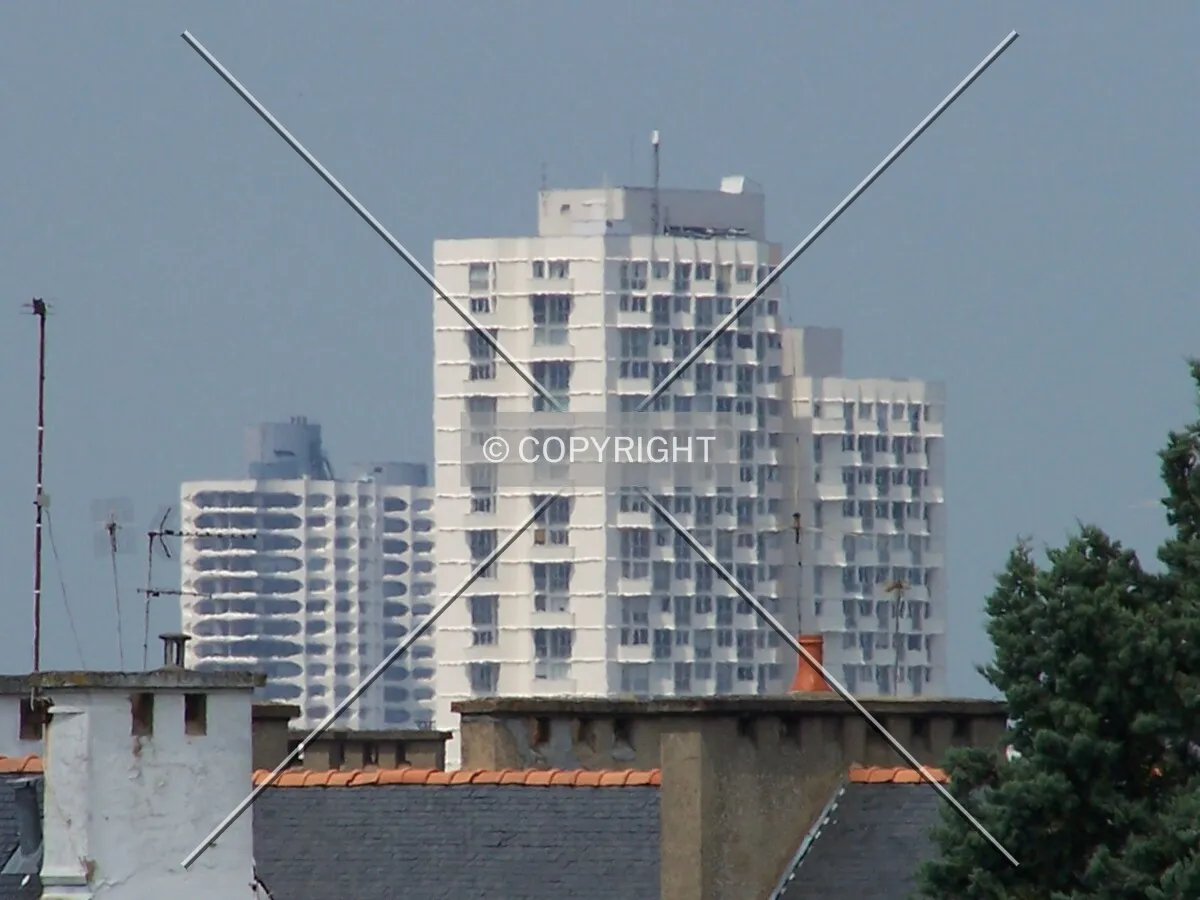Angle sud-est vu depuis le sud de Rennes