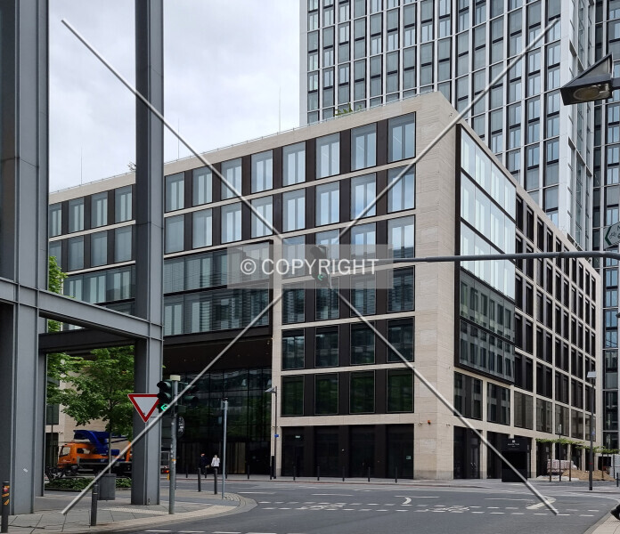 Photo 243-013-635