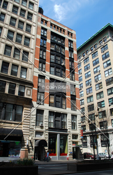 Photo 243-791-765