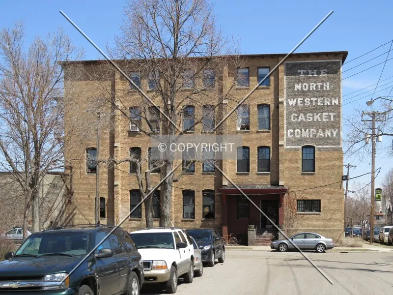 Photo 243-923-247