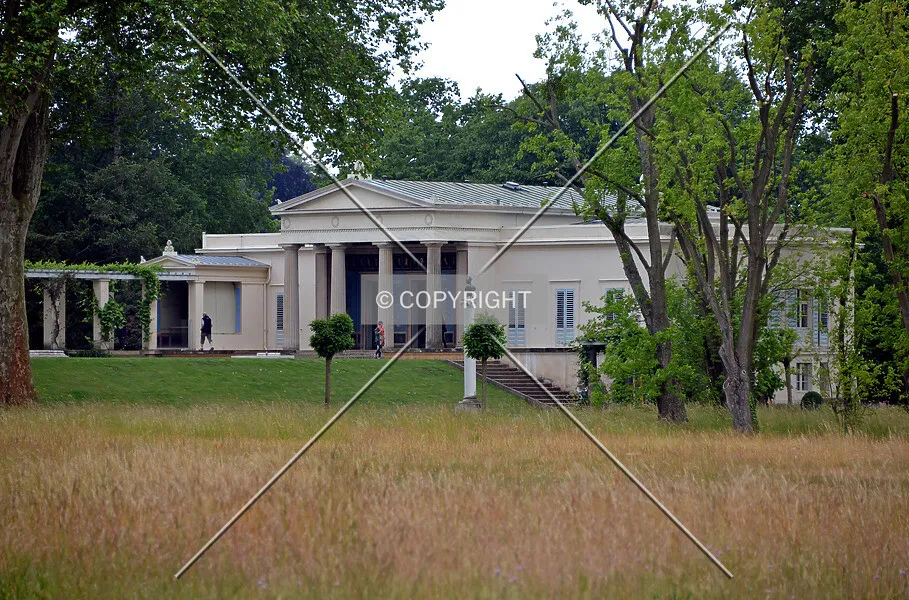 Photo 244-584-245