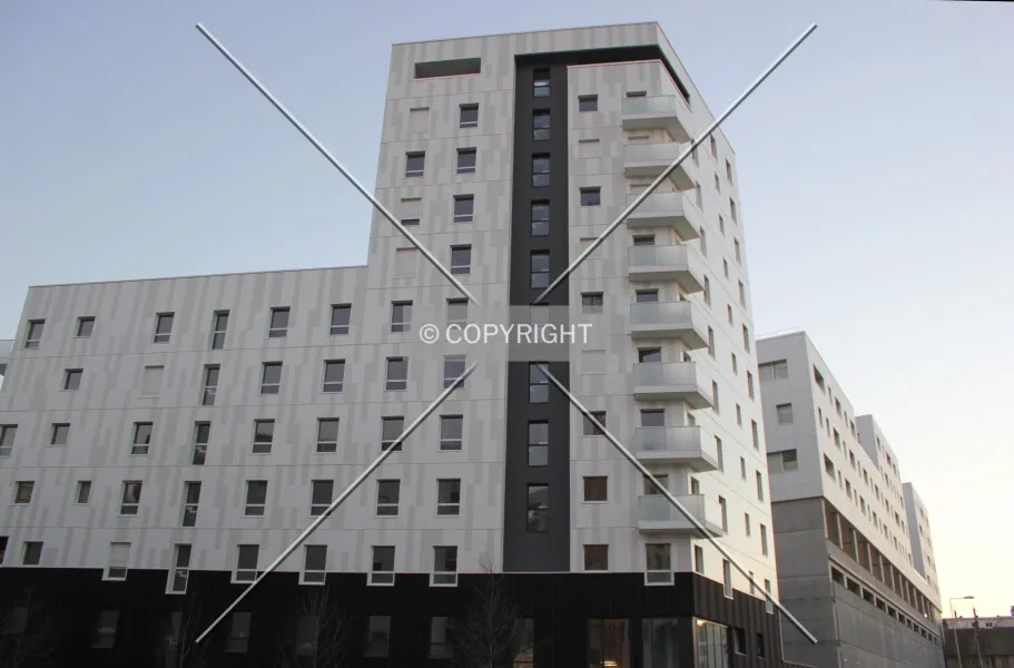 Photo 244-736-858