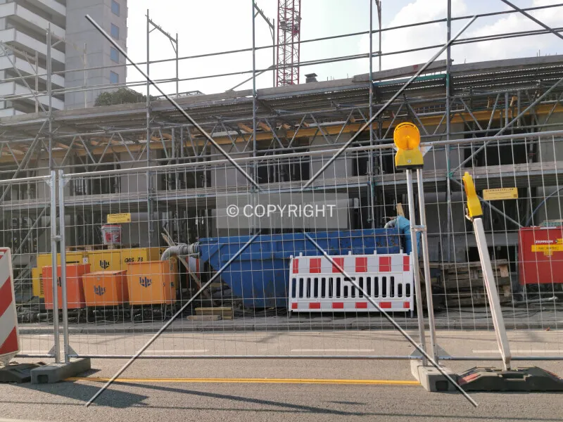 244-945-085
