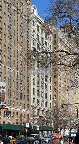 Photo 244-954-877