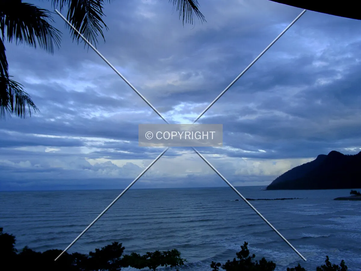 Photo 245-000-723