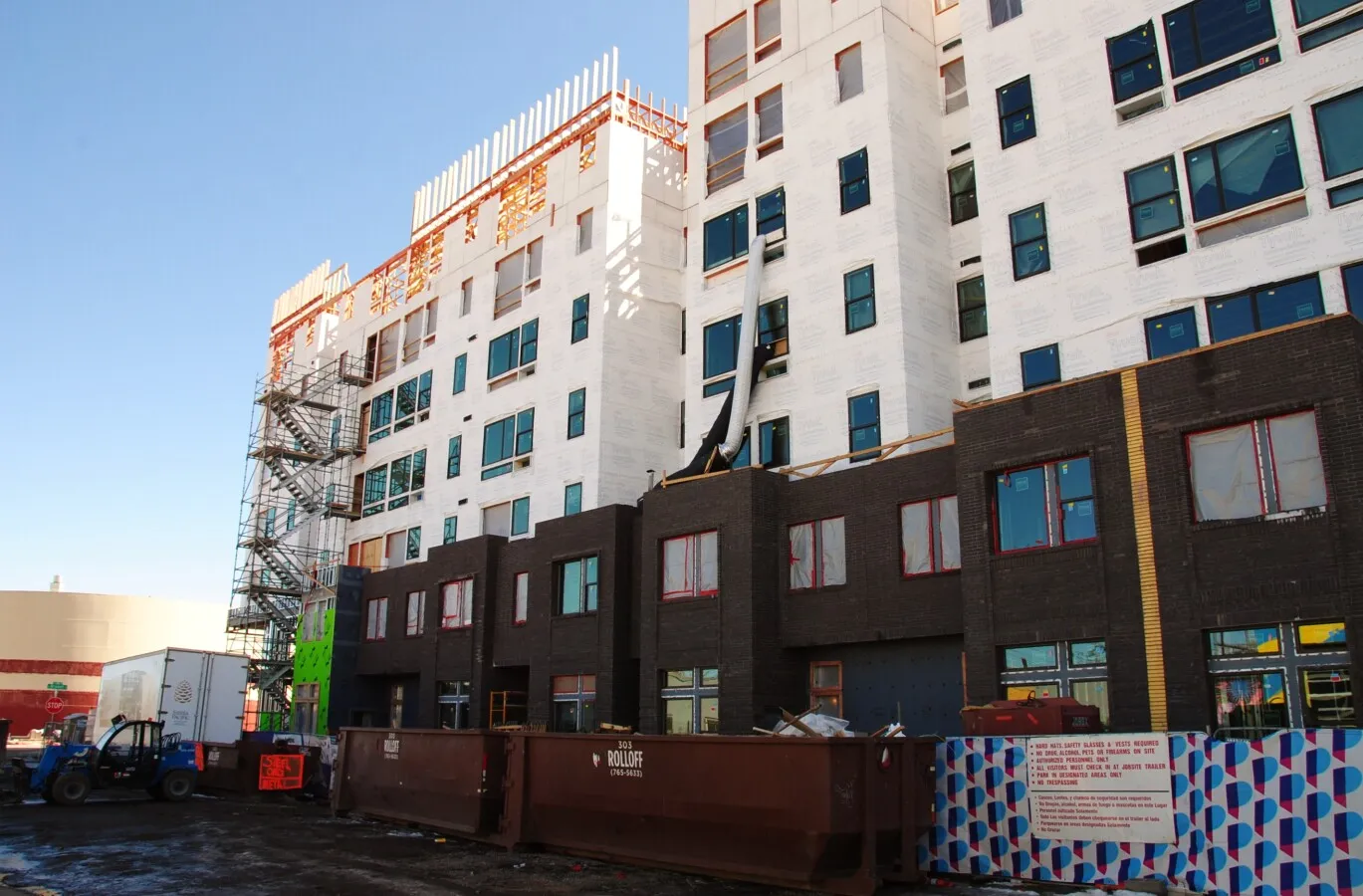 Photo 245-099-784