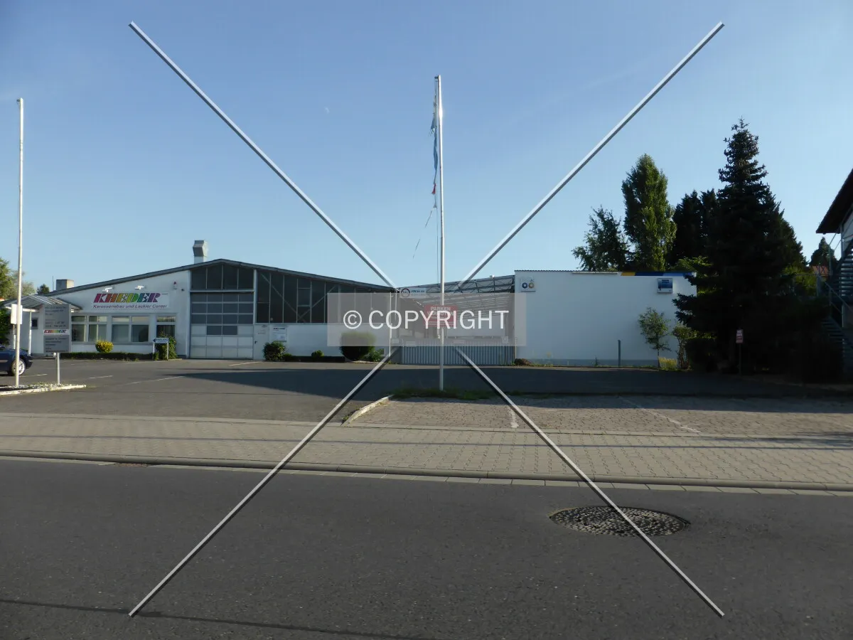 Photo 245-119-585