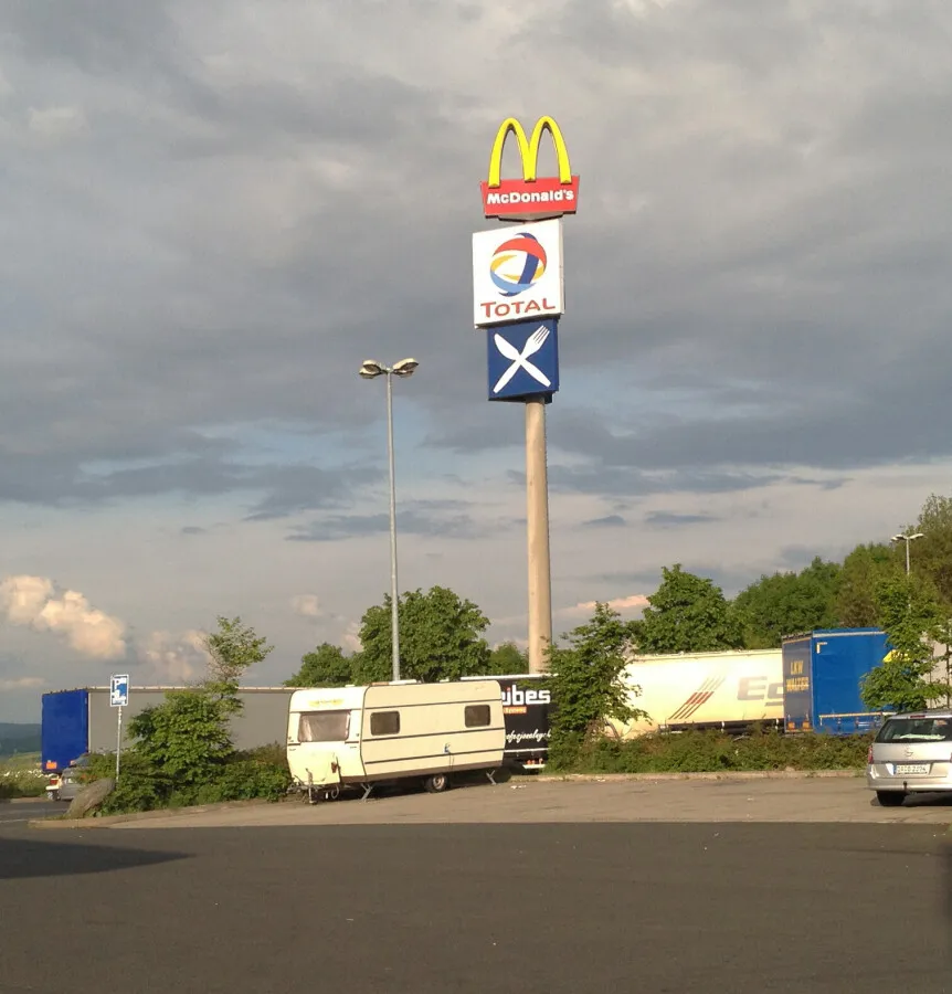 Photo 245-423-779