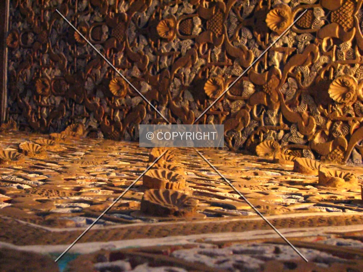 Detail of the walls of Salon de Embajadores