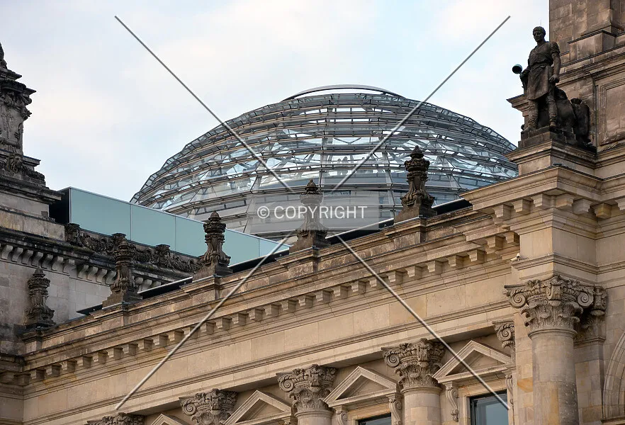 Photo 245-761-422
