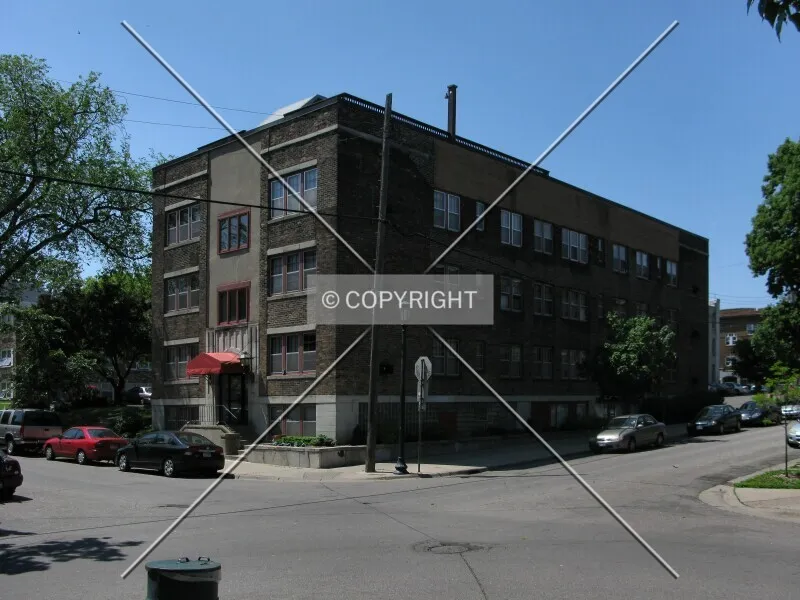 Photo 246-136-932