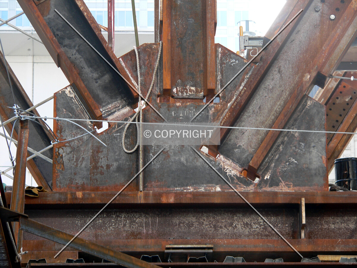 Connection point of steel beams