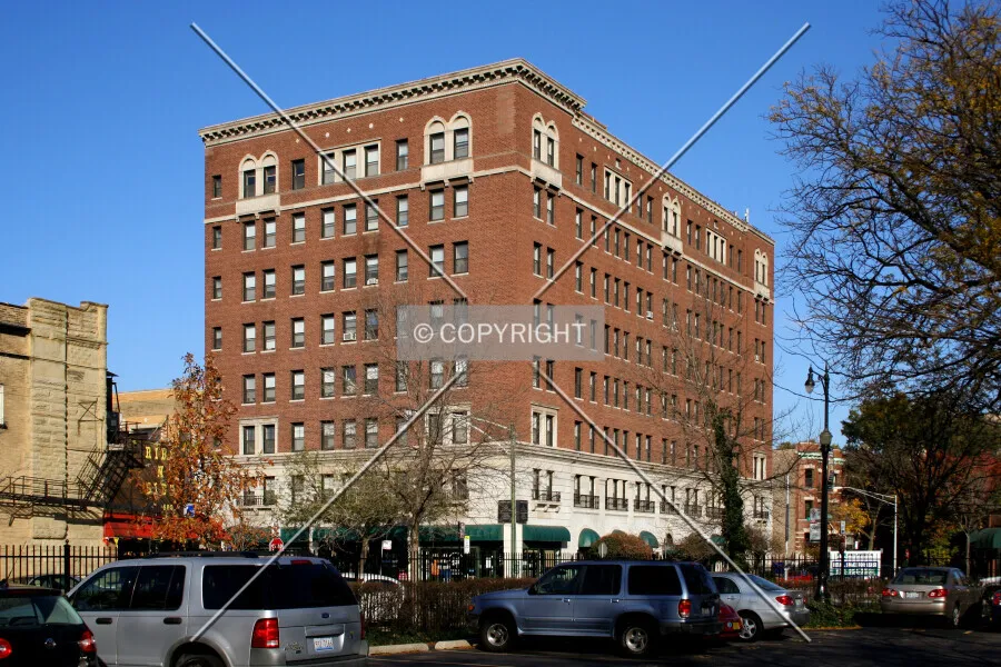Photo 247-193-951