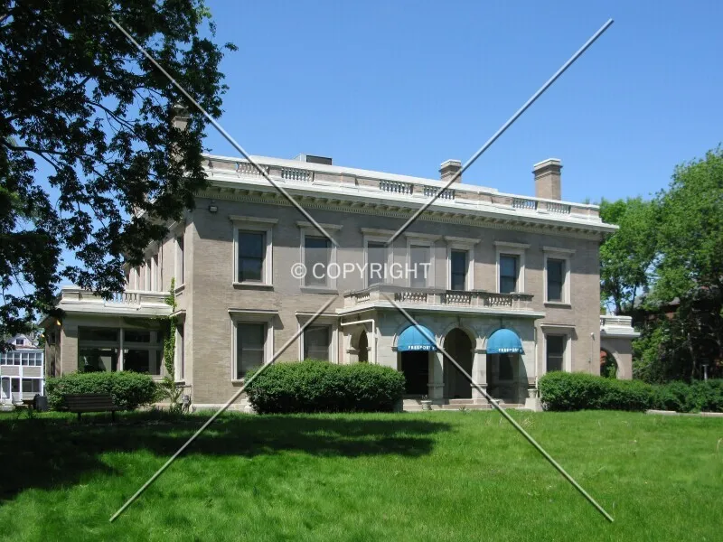 Photo 249-054-979