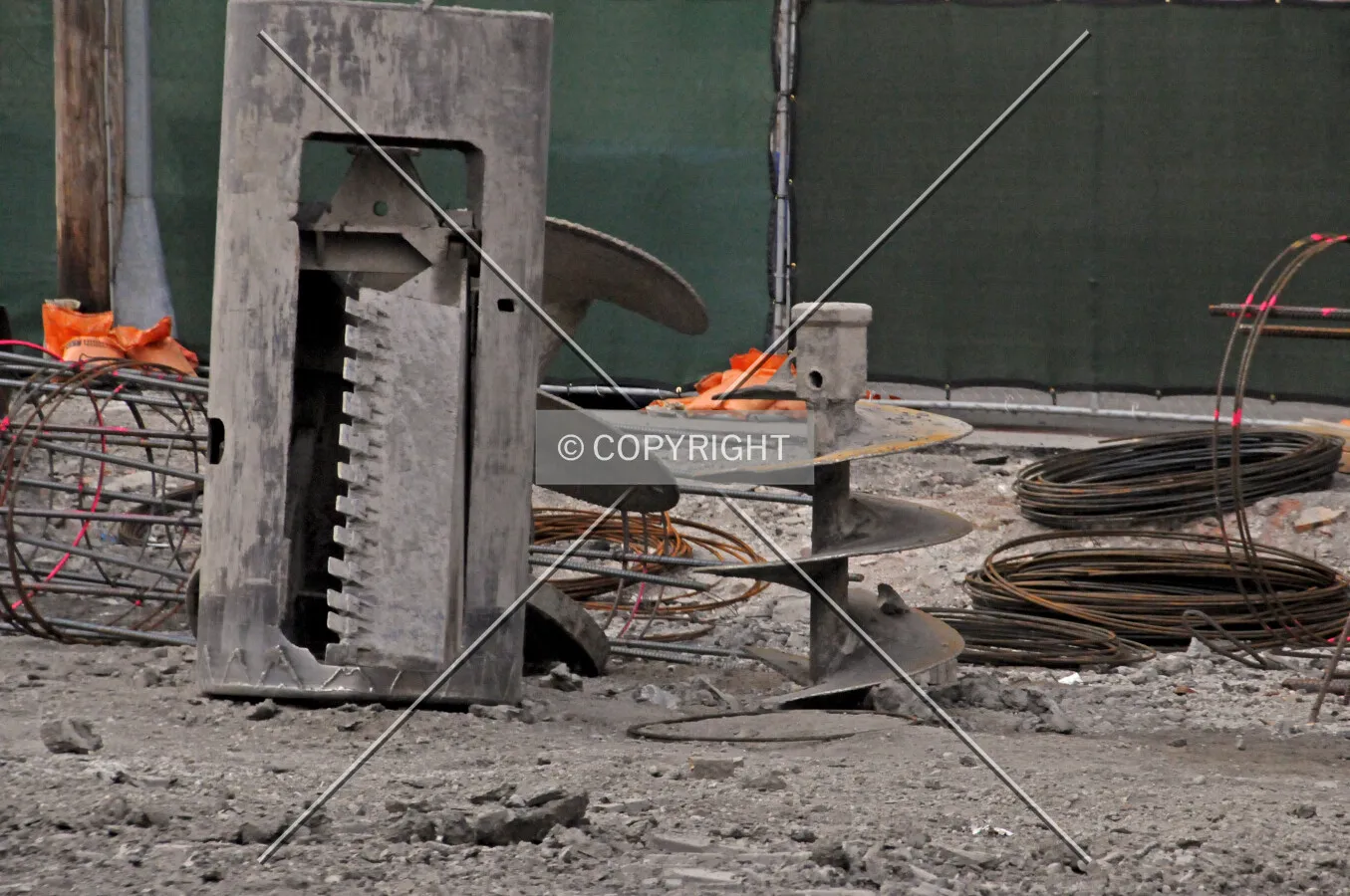 Caisson drill bit and bell bucket
