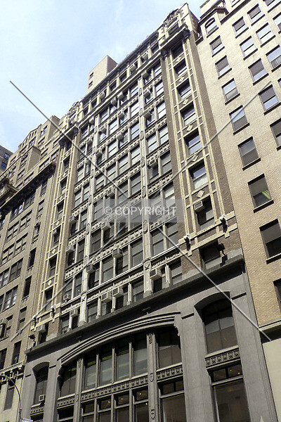 Photo 250-419-350