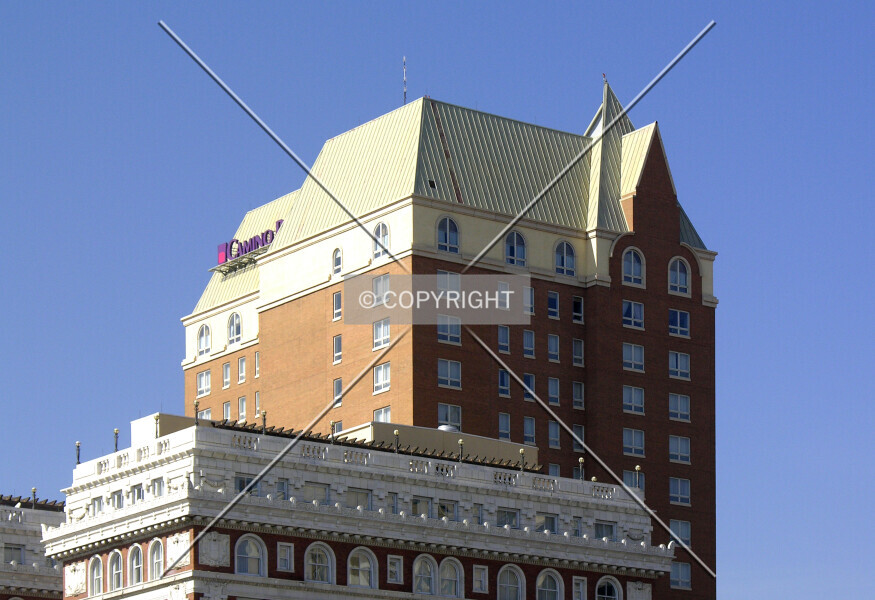 Photo 250-523-978