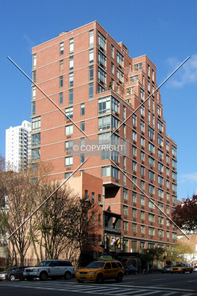 Photo 250-753-394
