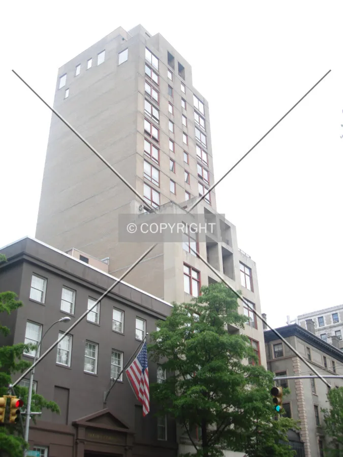 Photo 251-014-546