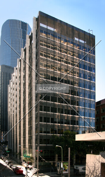 Photo 251-037-551