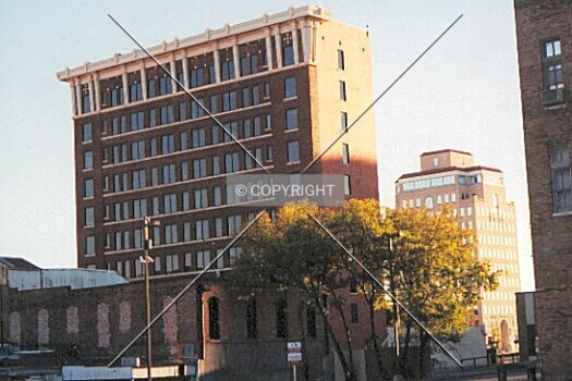 Photo 251-616-556