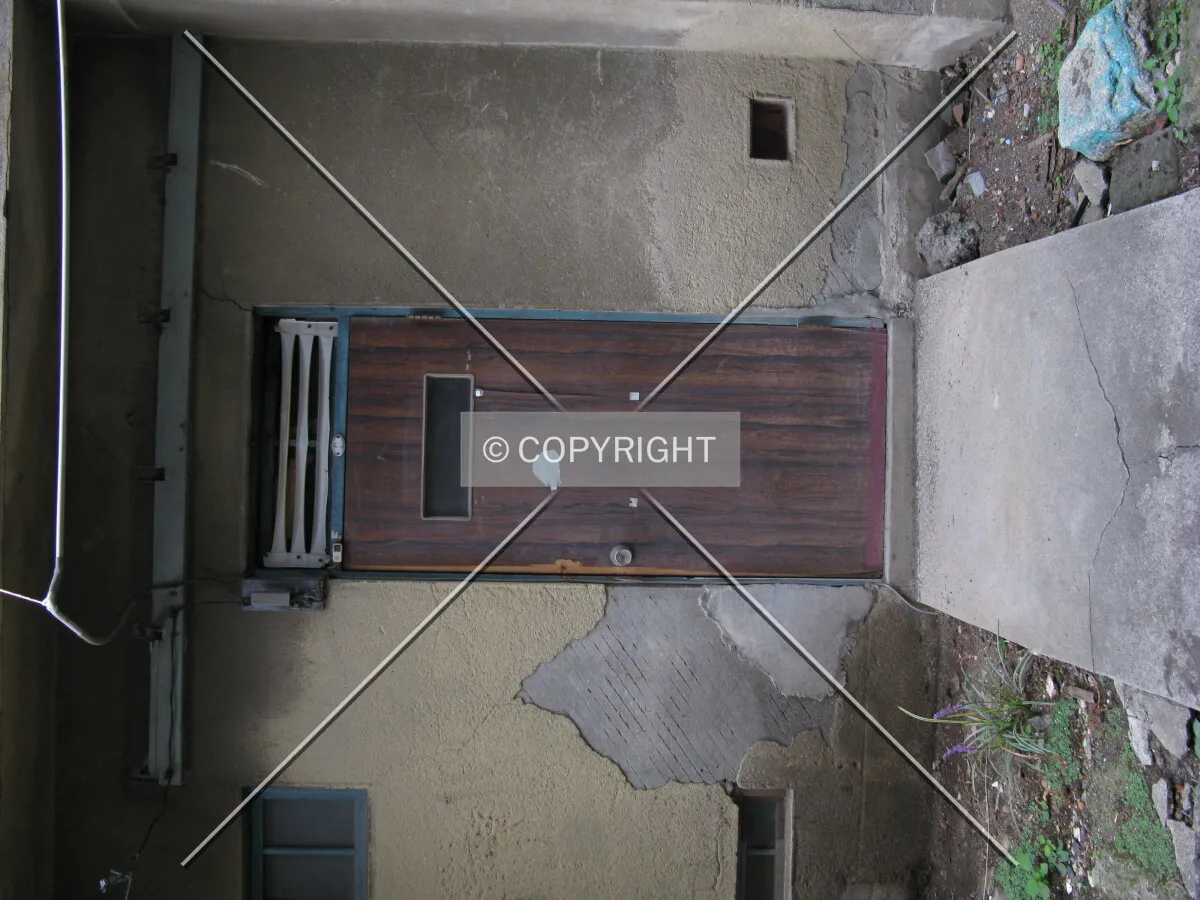 Photo 251-832-229