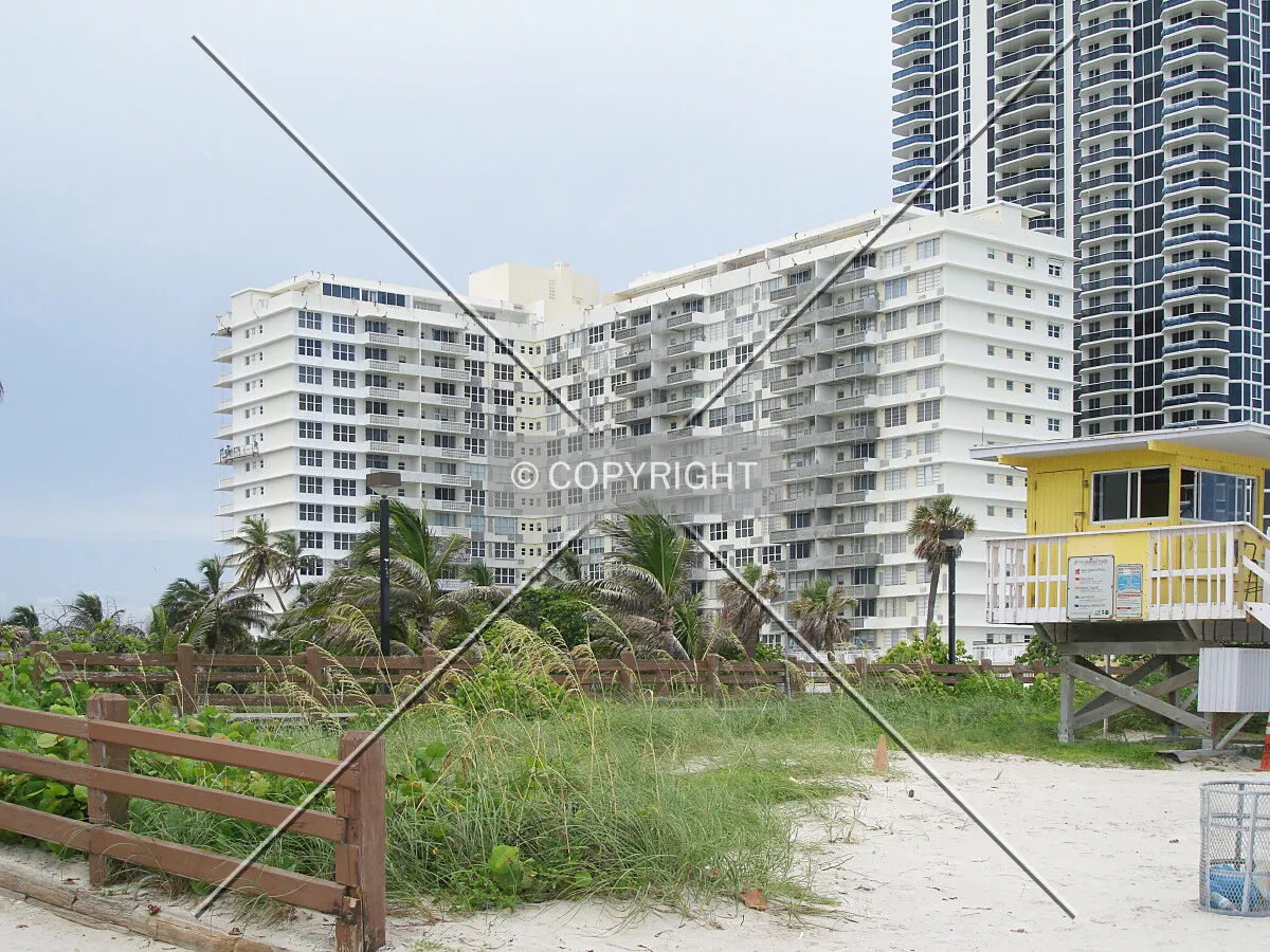 Photo 252-108-916