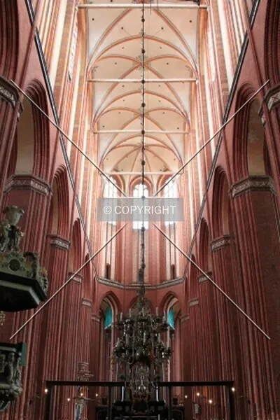 Photo 252-180-693