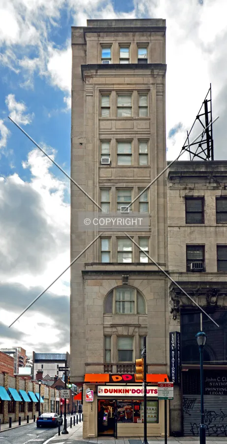 View from the north at Walnut and Juniper Streets