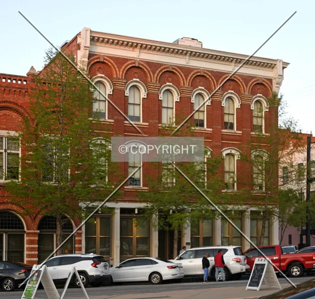 Photo 252-373-798