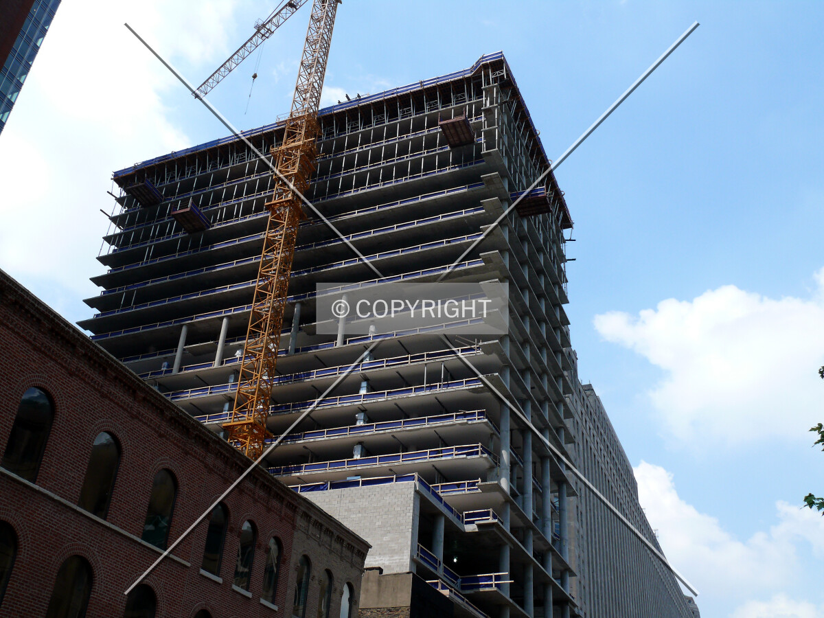View from the east on Kinzie Street