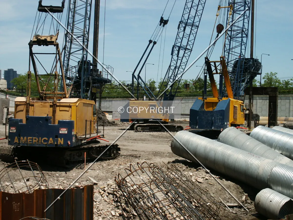 Foundation cranes seen from the west side