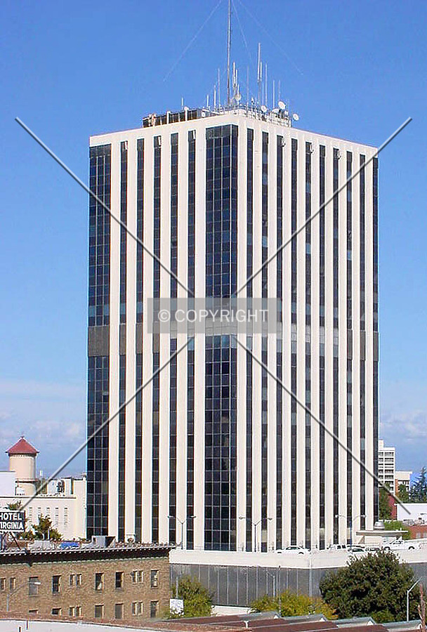 The Golden State County Plaza
