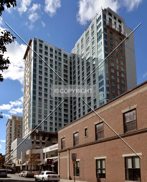 Photo 254-341-628