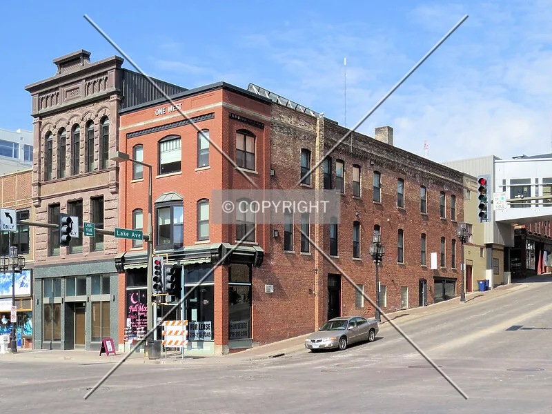 Photo 254-350-472