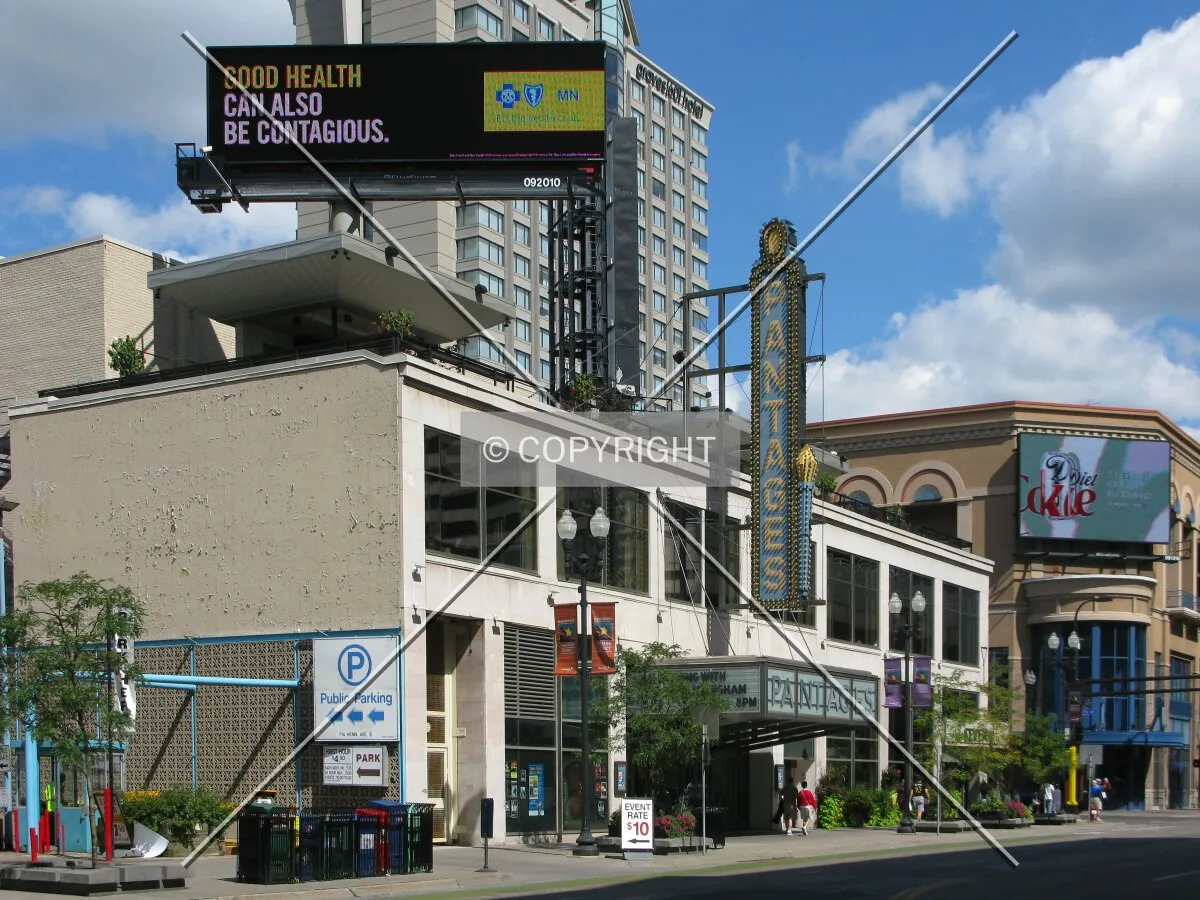 View to the north across Hennepin Avenue