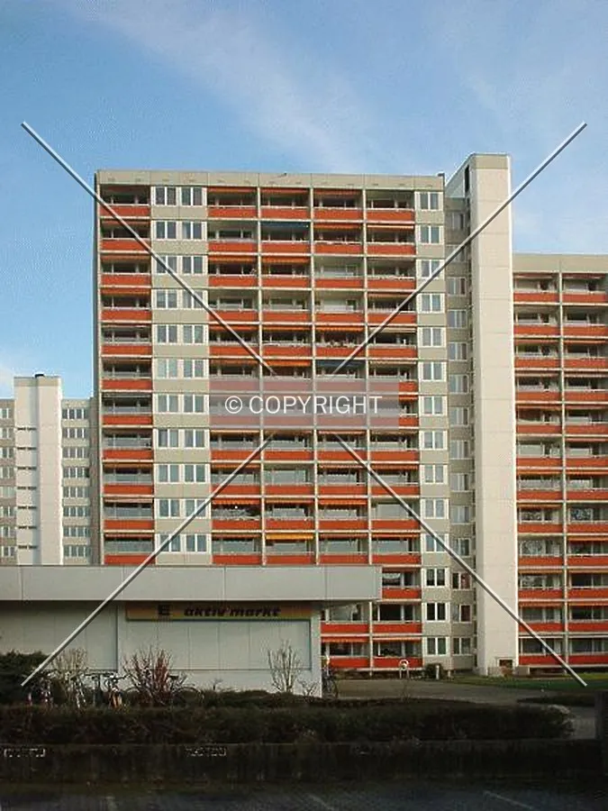 Front view; as seen from parking place